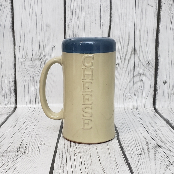 Vintage Parmesan Ceramic Cheese Shaker - Picture 1 of 11